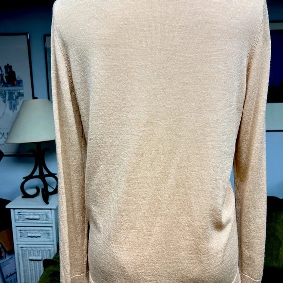 Banana Republic wool lightweight sweater, sz Lg - Picture 2 of 4